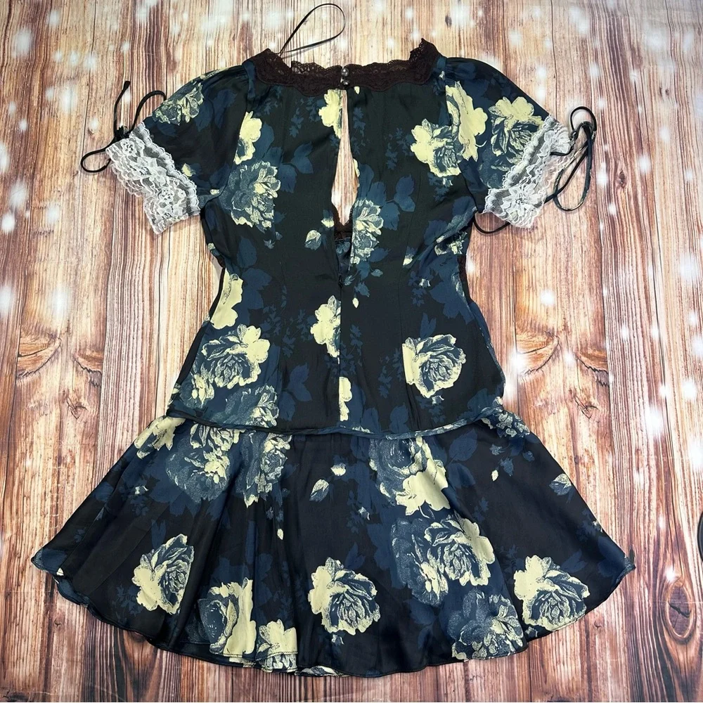 Free People Printed Mini Dress - Black Combo
Size Small - Picture 5 of 15